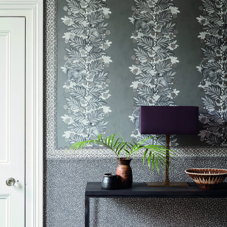 Luxury wallpaper room